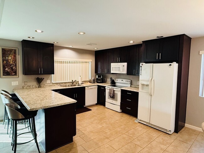 Photo - 2404 N Palomino Ct