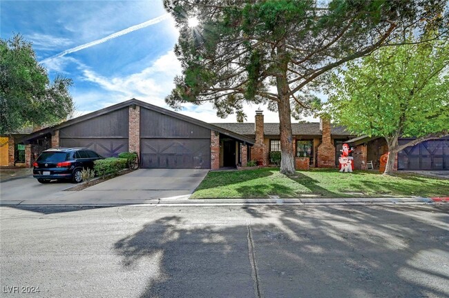 Photo - 6525 Brushwood Ln Townhome