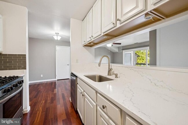 Photo - 706 Woodhollow Dr