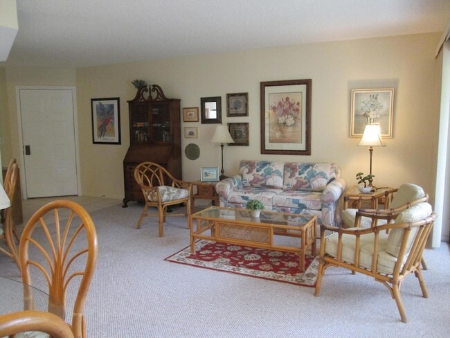 Photo - 1605 S US Hwy 1 Unit F102