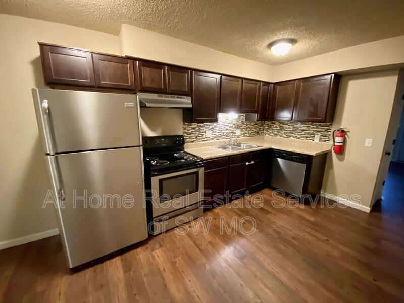 Photo - 1400 S Campbell Ave Unit Apt #120