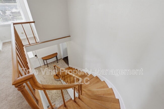 Photo - 2423 W Gramercy Pl