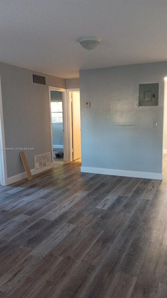 Photo - 5640 NW 15th St Unit 3