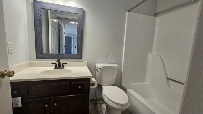 Photo - Hendersonville TN 3 bed 2 bath house