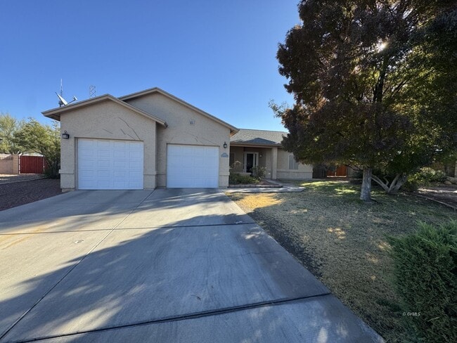 Photo - 2597 Dove Ln