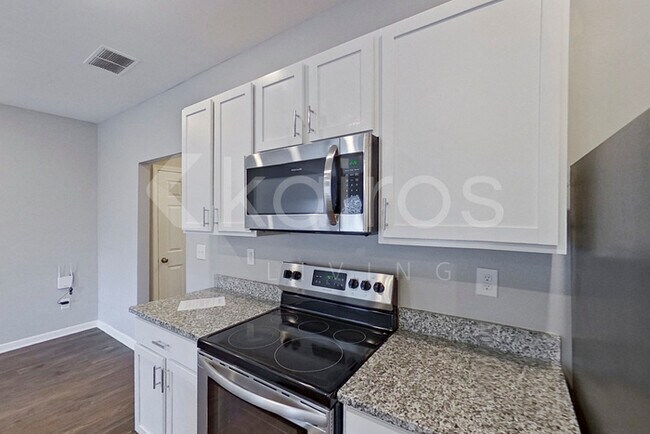 Photo - 117 Dudley Wy