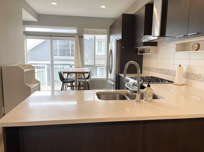 Building Photo - 4688 Hawk Ln