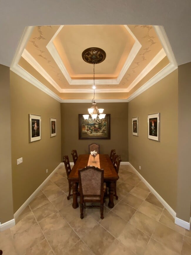 Dining Room - 213 Harmony Ln