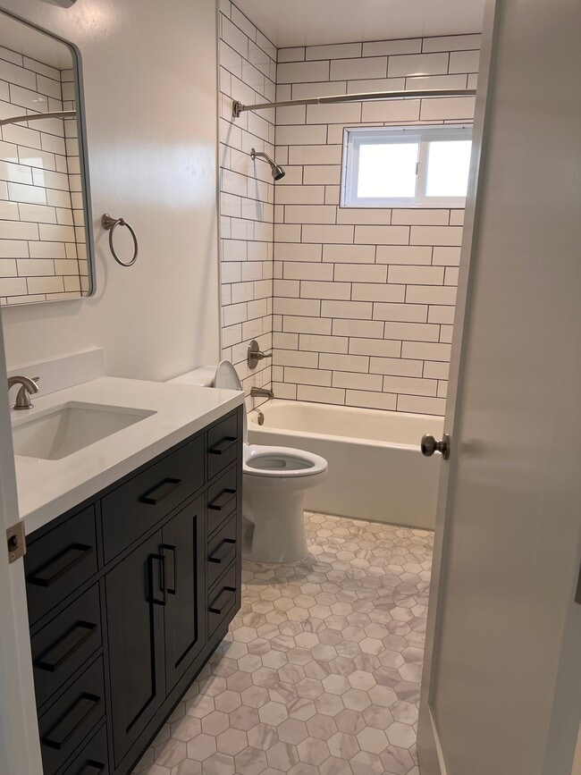 Photo - 1219 Laurel St Unidad 1219