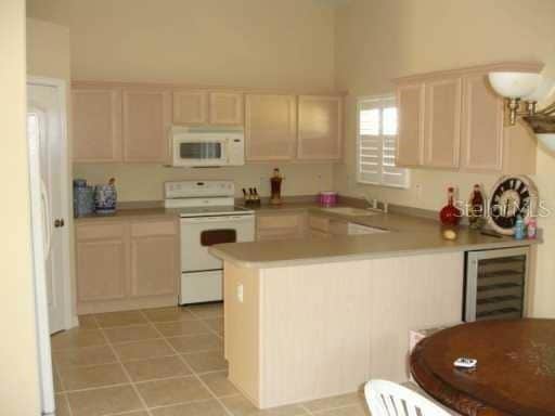 Photo - 988 Cornell Ave