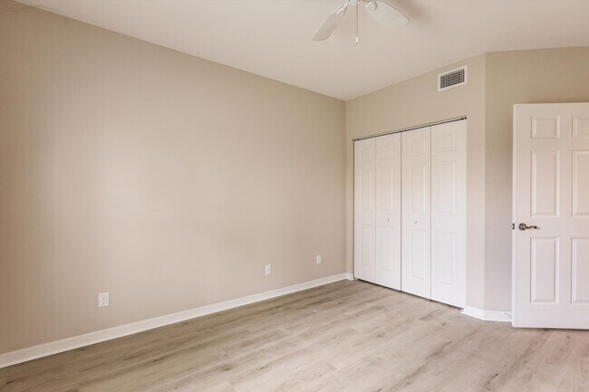 Photo - 27420 Palmesta Circle Unit 12