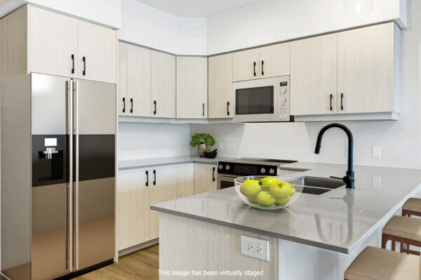 Photo - Main Street Suites