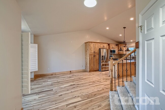 Photo - 1074 E 5100 S