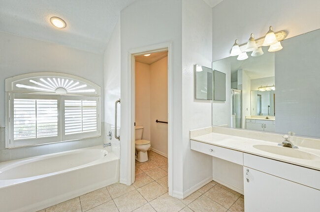 Photo - 3219 58th Terrace E