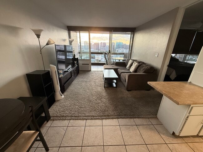 Building Photo - 775 Kinalau Pl Unit 1902 Rental