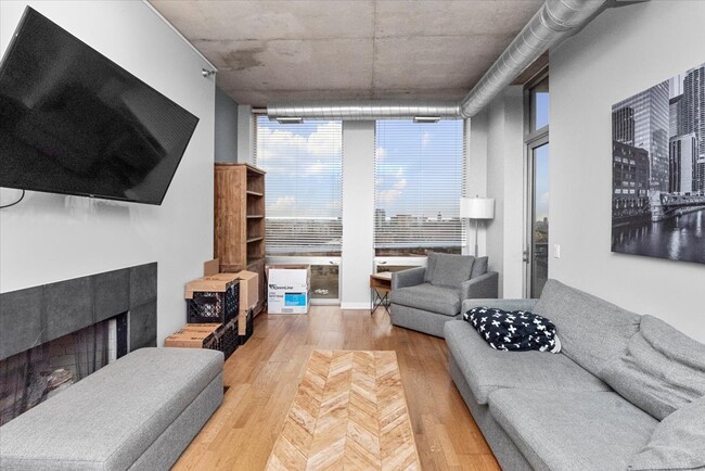Photo - 720 N Larrabee St Condo Unit 1012