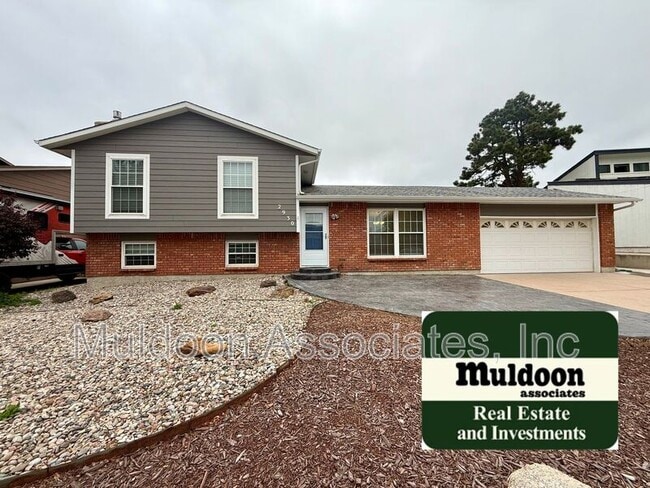 Building Photo - 2930 Cortina Dr