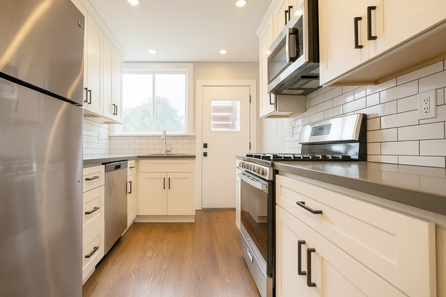 Photo - 1435-1437 19th Avenue Unit 1435 19th Avenue