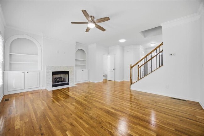 Photo - 455 Park Pl Ct