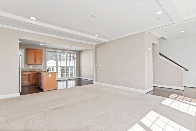 1414 Ann Ln
