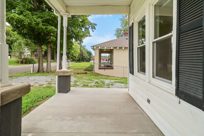 Photo - 114 Emory St