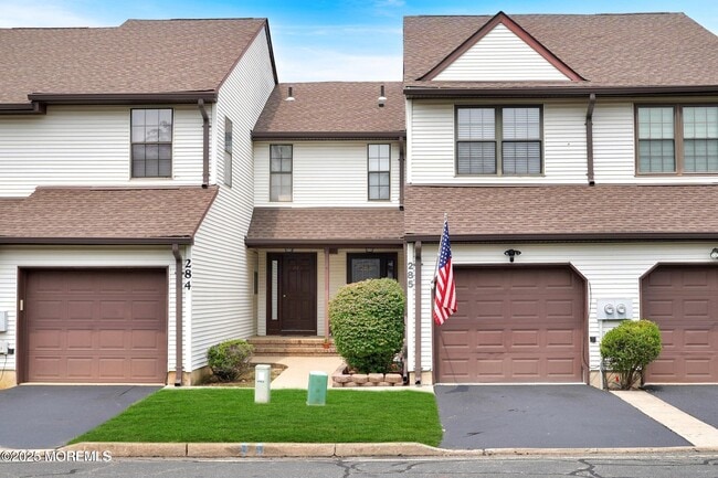 Photo - 285 Longwood Dr