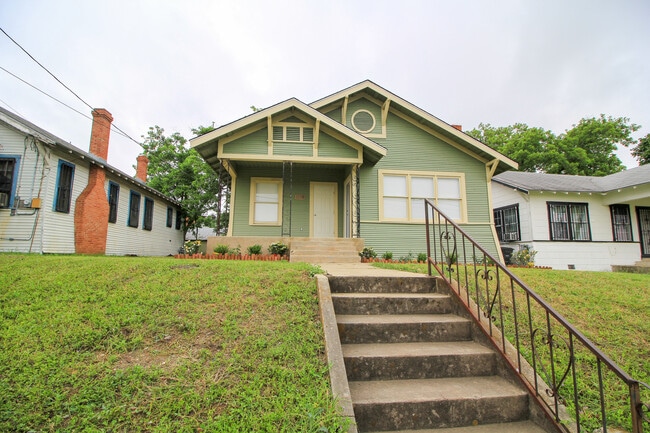 Photo - Historic 3/2 Adorable Remodel in Dignowity/Denver Heights