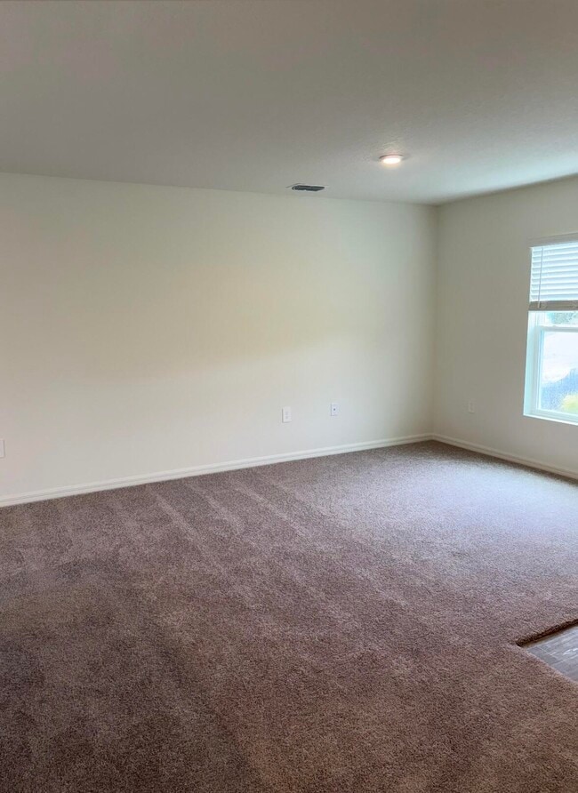 Photo - 1617 Tibbets St SE