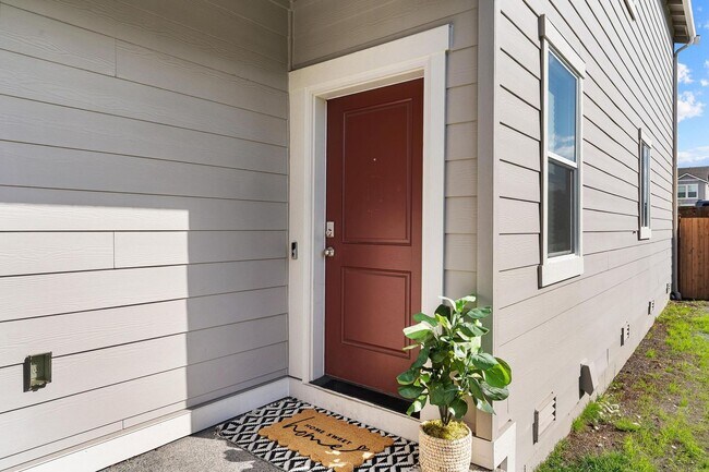 Photo - Beautiful Home in Puyallup