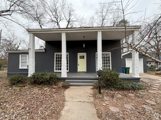 Building Photo - 4716 School St Rental