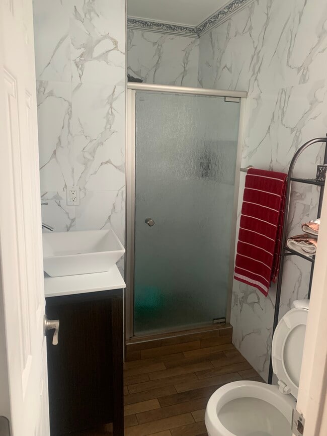 Photo - 766 N Alexandria Ave