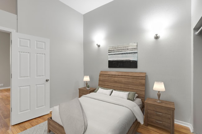 Photo - 1726 N Sedgwick St Unit 1R