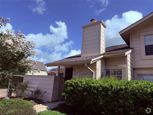 Building Photo - 13046 Leader St Unit 974 Rental