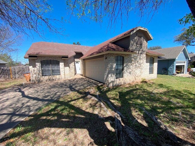 Building Photo - 1002 Great Britain Blvd