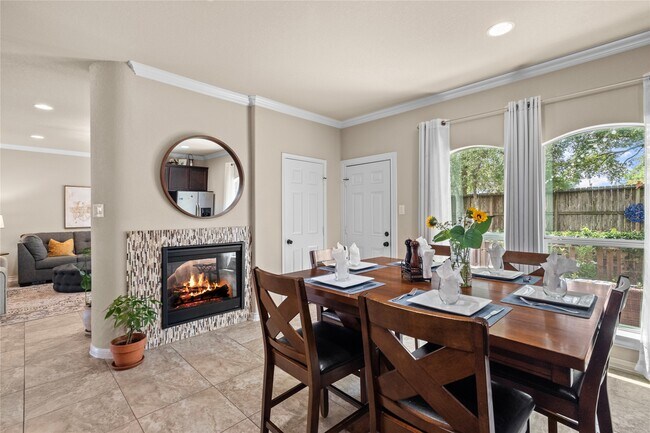 Photo - 1408 S Friendswood Dr