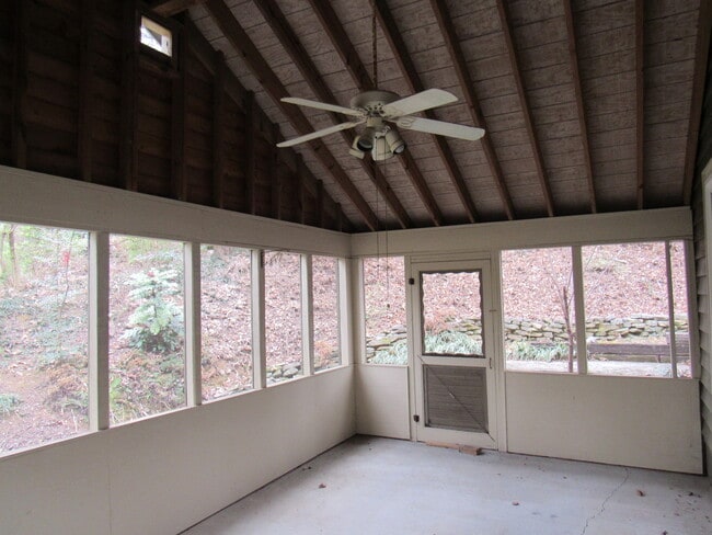 Photo - Private West Knoxville Retreat | 3BR Home Near Turkey Creek & Pellissippi