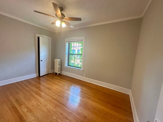 Building Photo - 2230 Sherman Ave Unit f3 Rental