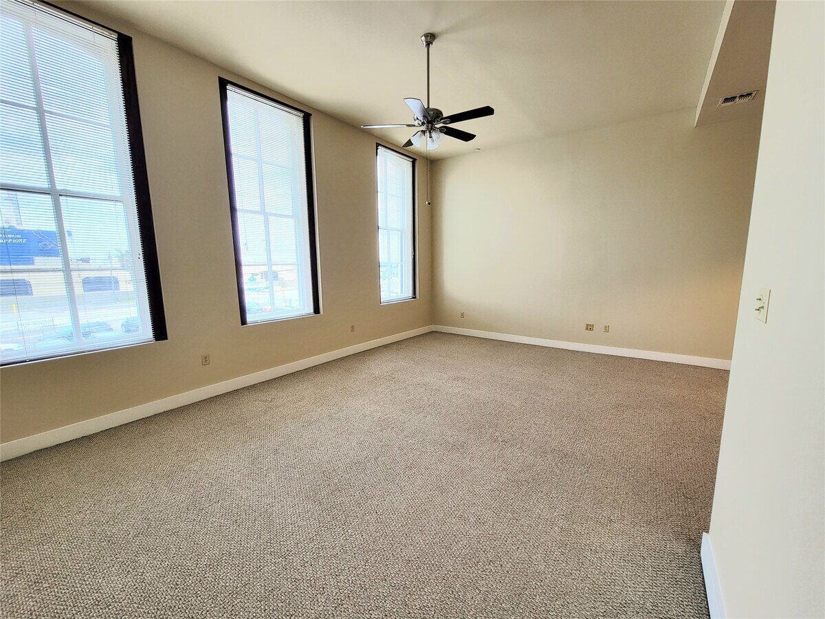 Photo - 2315 Harborside Dr