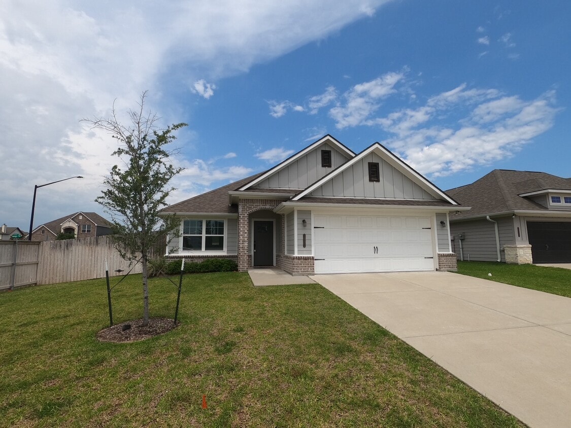 Photo - 1901 Cambria Dr (Bryan, TX)
