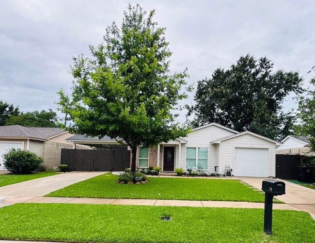 Photo - 24131 4 Sixes Ln