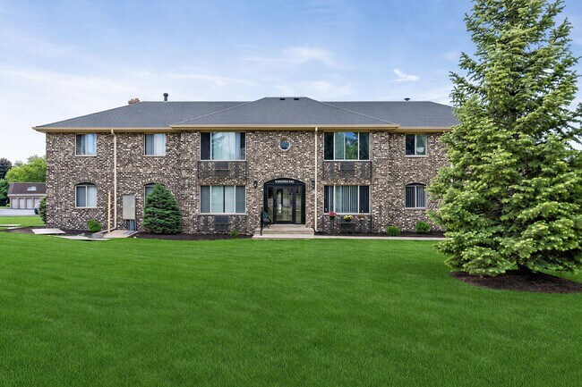 Stone Point Apartments Exterior