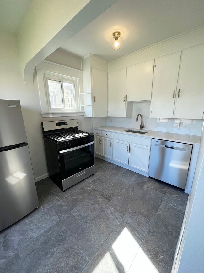 Photo - 1899 Hertel Ave Unit Lower Front