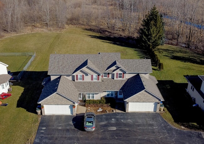 Photo - 8679 Old Green Bay Rd