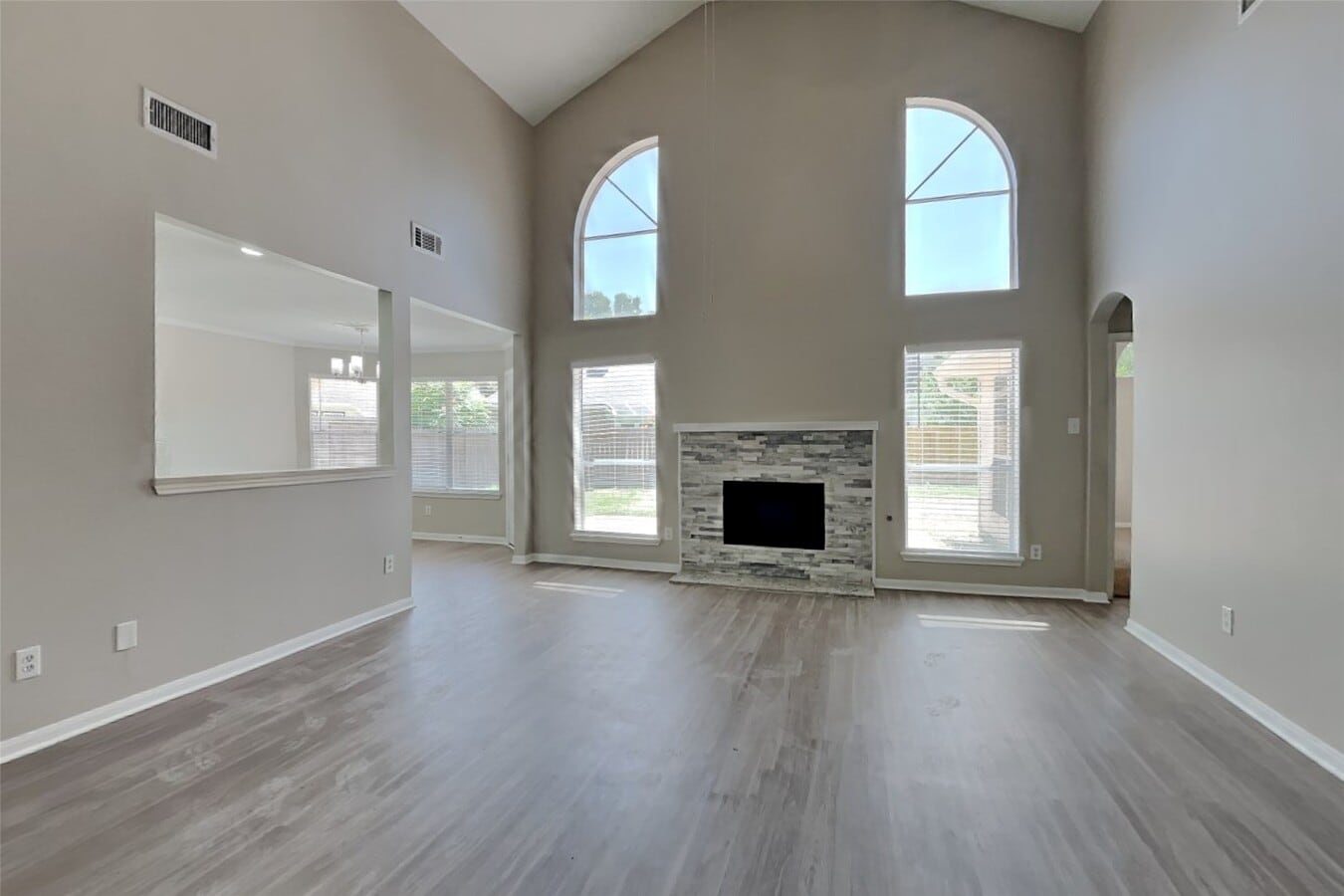 Photo - 10406 Comanche Springs Ct