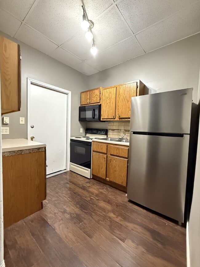 Photo - 429 N 8th St Unit D