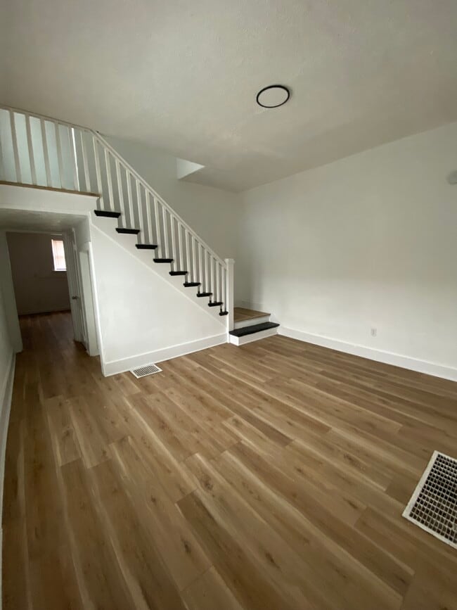 Photo - 3810 Vermont Ave Unit 2