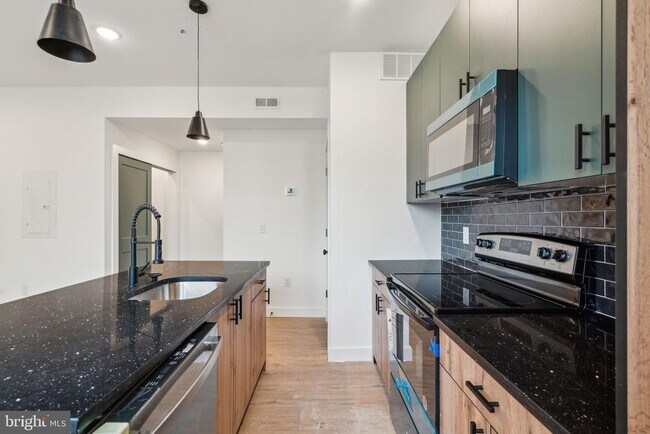 Building Photo - 4243 Mantua Ave