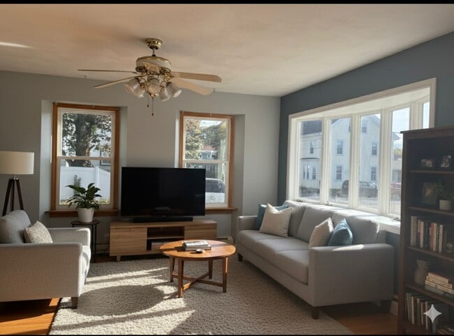 Living Room - 21 Franklin St Unit 1FRT