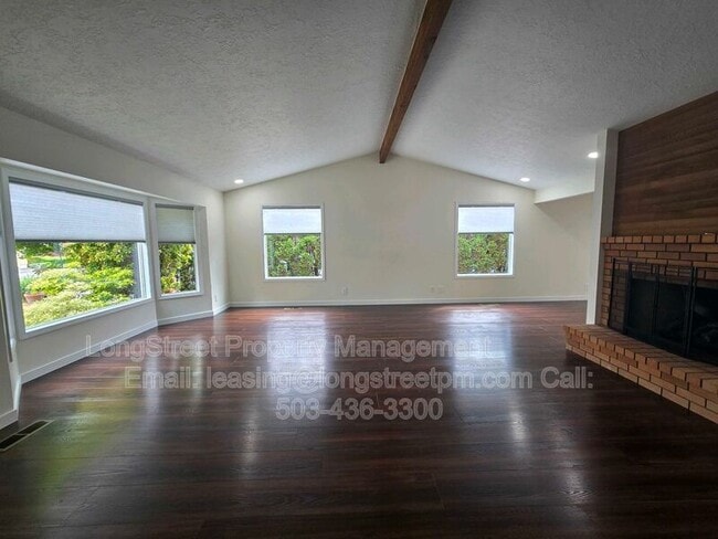 Photo - 2018 Nut Tree Dr NW