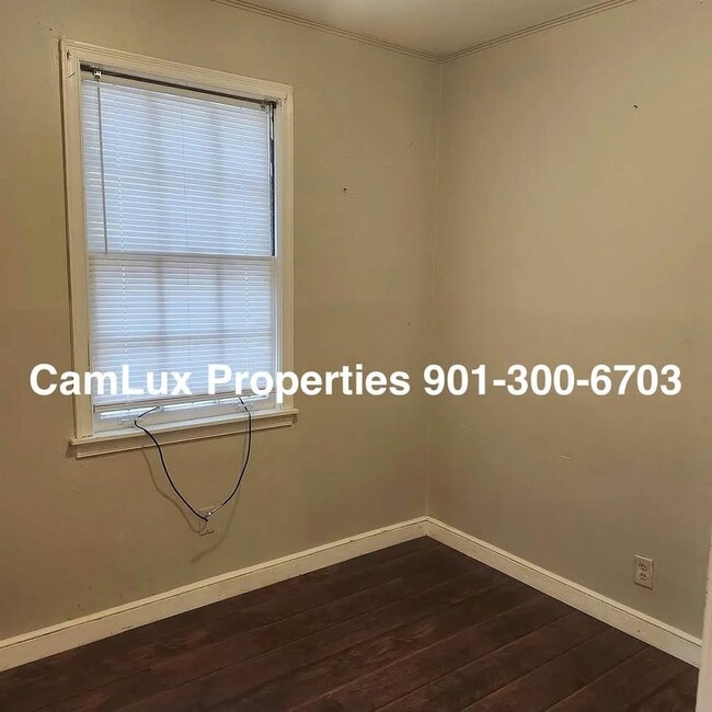 Photo - 3484 Vernon Ave